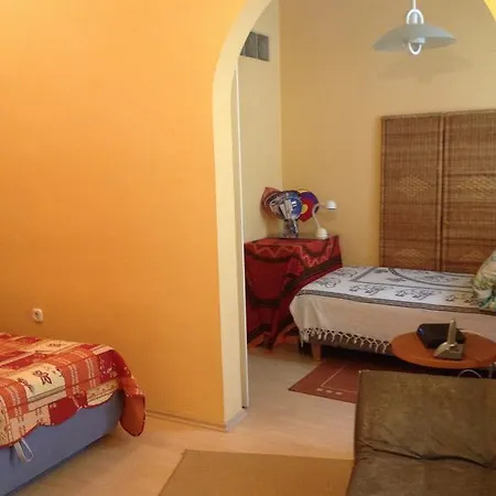 Edith's Place In Appartamento Budapest