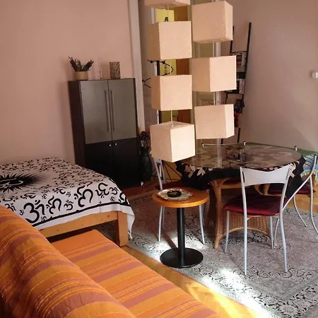 Edith's Place In Apartment