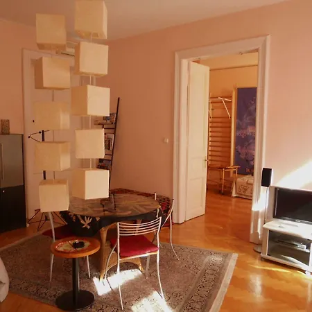 Edith's Place In Budapest